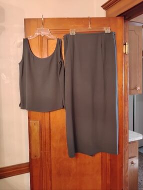 Eileen Fisher 2 Piece 100% Silk Camisole Tank And A-line Maxi Skirt, Size Medium